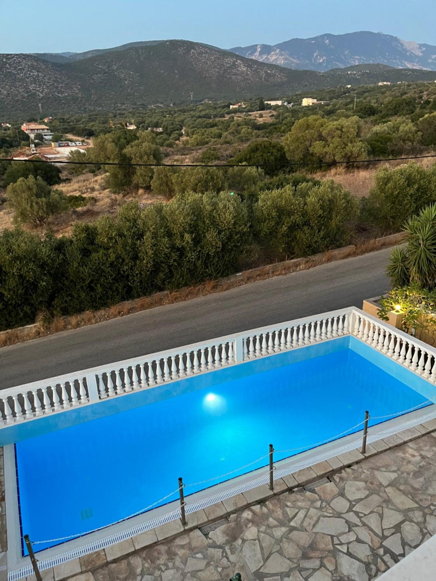 Irini'S Villa Argosztóli Kültér fotó