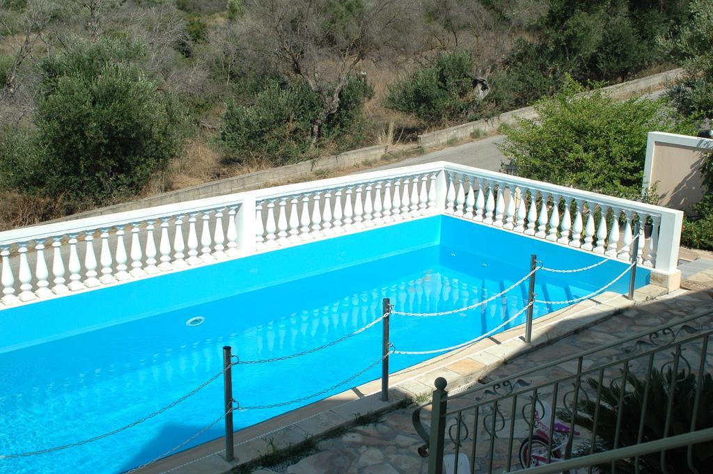 Irini'S Villa Argosztóli Kültér fotó